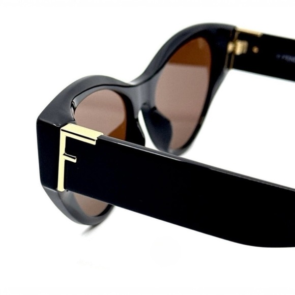FENDI Brown Oversized Cat Eye UV Sunglasses Style FE400351 01E FENDI F logo NEW - Picture 10 of 14